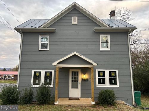 125 High St, Luray, VA, 22835-2022 | Card Image