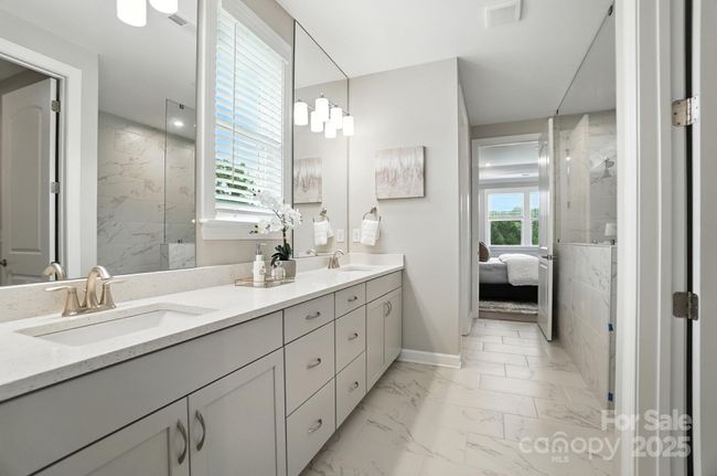 Primary Bath | Image 32