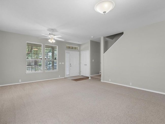 23807 Township Elm St, Townhouse with 3 bedrooms, 3 bathrooms and null parking in Spring TX | Image 5