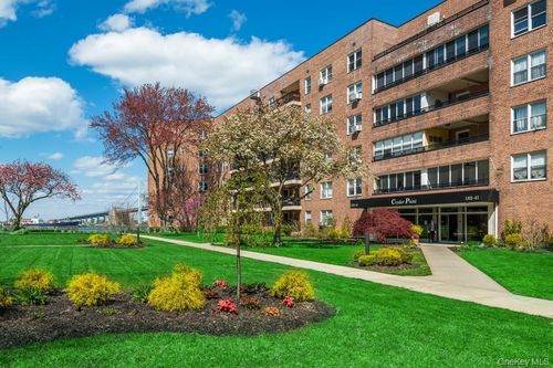1g-162-41 Powells Cove Blvd, Whitestone, NY, 11357-1432 | Card Image