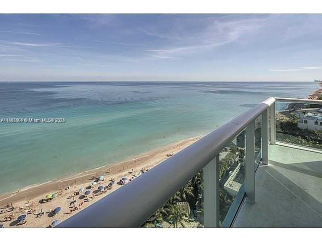 PH16F - 3801 S Ocean Dr, Condo with 2 bedrooms, 2 bathrooms and null parking in Hollywood FL | Image 1