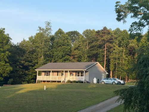 4646 Franklin Pike, Floyd, VA, 24091 | Card Image