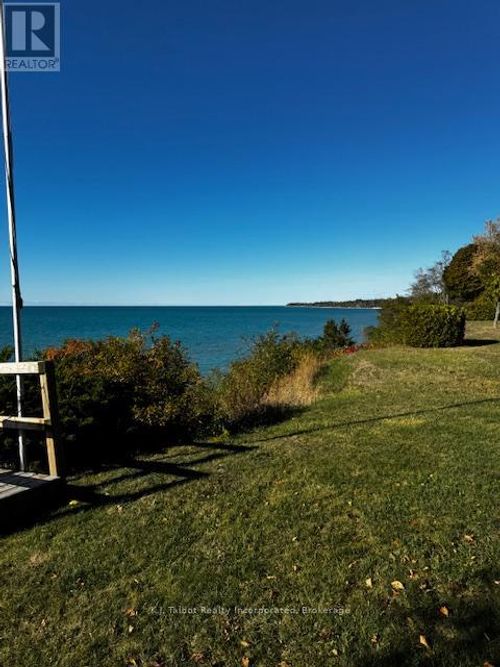 72163 Lakeshore Drive N, Bluewater (Hay), ON, N0M2T0 | Card Image