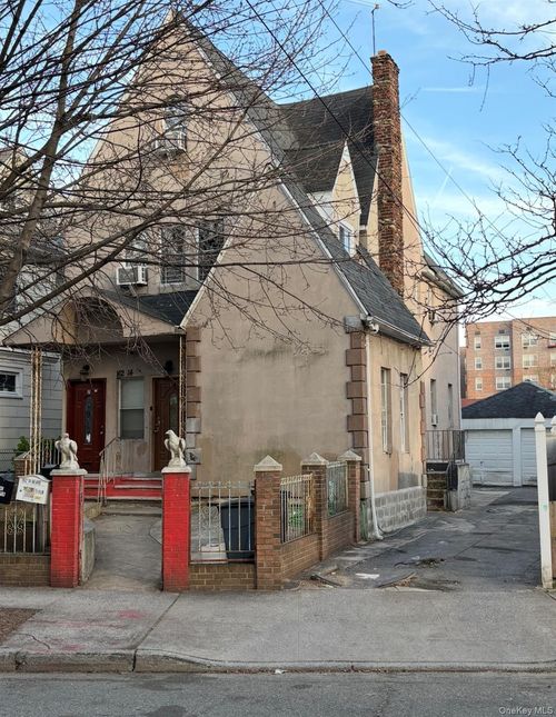 162-14 86th Ave, Jamaica, NY, 11432 | Card Image