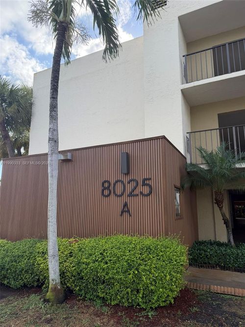 213-8025 Sw 107th Ave, Miami, FL, 33173 | Card Image