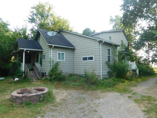 5284 Scotch Settlement Rd, Almont, MI, 48003-8723 | Card Image