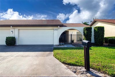 End unit villa, 2 car garage. | Image 2