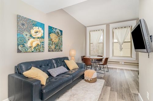 unit-303-488 Wabasha St N, Saint Paul, MN, 55102-1135 | Card Image