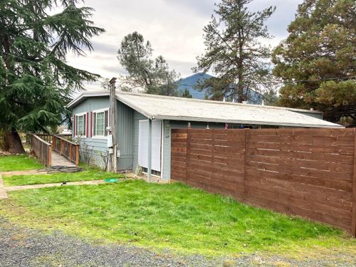 8720 Highway 238, Jacksonville, OR, 97530 | Card Image