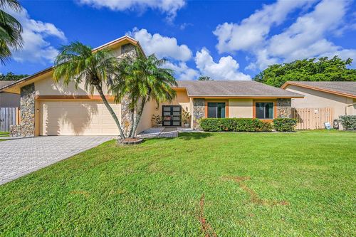 5411 Nw 87th Ave, Lauderhill, FL, 33351-4852 | Card Image