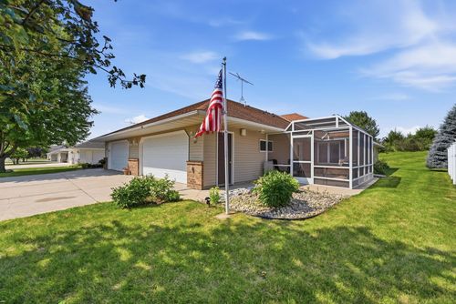 207 Circle View Dr, Dassel, MN, 55325-1082 | Card Image