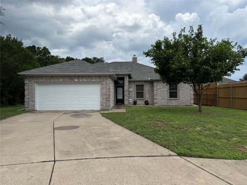 102 Paloma Cir, Terrell, TX, 75160-5031 | Card Image