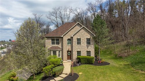 226 Coachside Dr, Washington, PA, 15301-8942 | Card Image