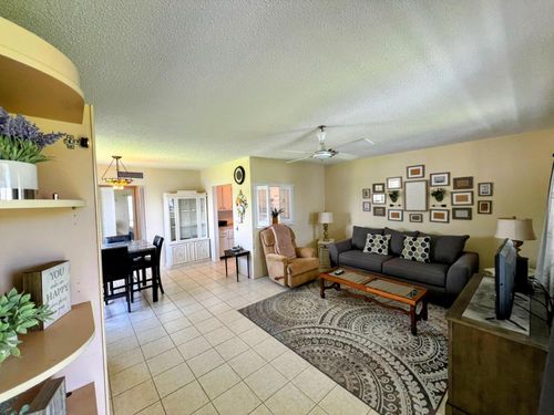 113 Easthampton E, West Palm Beach, FL, 33417 | Card Image