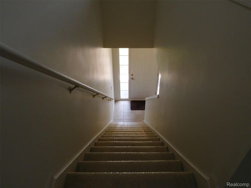 1151 Alameda Blvd, Troy, MI, 48085-6737 | Card Image