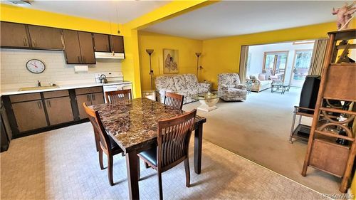 52 Medallion Rd, Kiamesha Lake, NY, 12751-5043 | Card Image