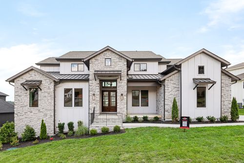 6012 Russell Ridge Ln, Franklin, TN, 37064-1940 | Card Image