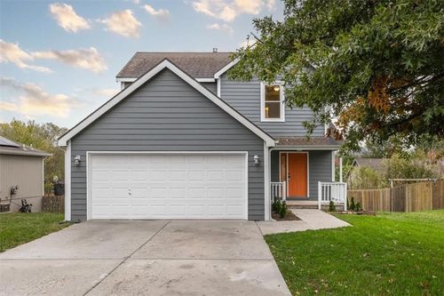 2321 Brett Dr, Lawrence, KS, 66049-1675 | Card Image