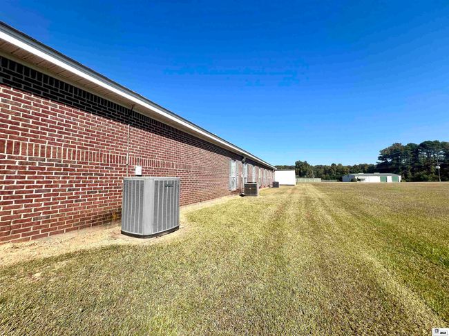 250 Holt St, Home with 0 bedrooms, 4 bathrooms and null parking in Bastrop LA | Image 18