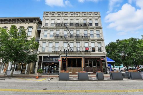 1214 Vine St, Cincinnati, OH, 45202 | Card Image