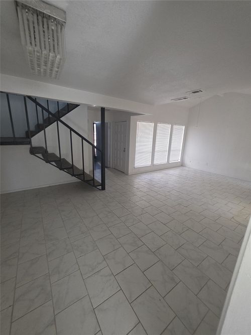 8807 N Normandale St, Fort Worth, TX, 76116-4820 | Card Image