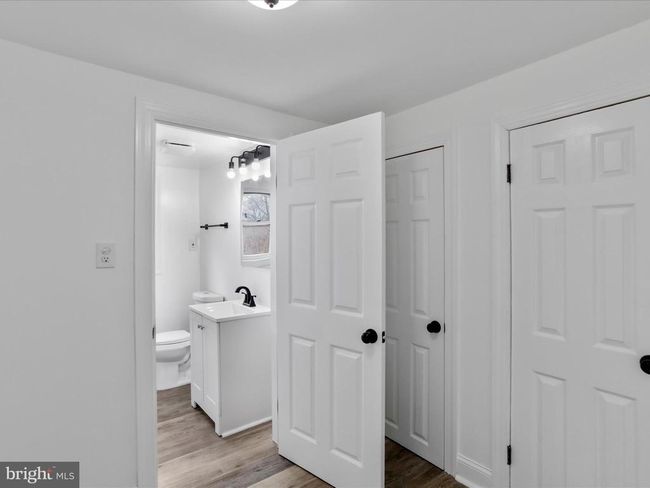 15 Zacharys Way, House other with 3 bedrooms, 2 bathrooms and null parking in GREAT CACAPON WV | Image 27