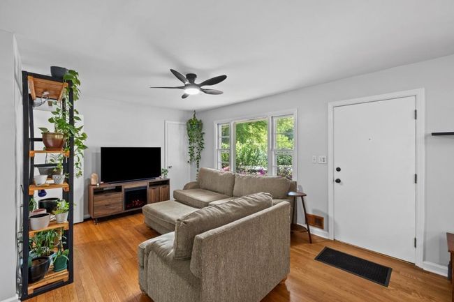 40 Sheraton Way Sw, House other with 3 bedrooms, 3 bathrooms and 4 parking in Mableton GA | Image 8