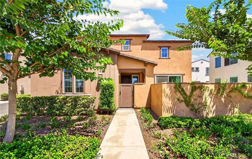 8564 Exposition St, Chino, CA, 91708-9617 | Card Image
