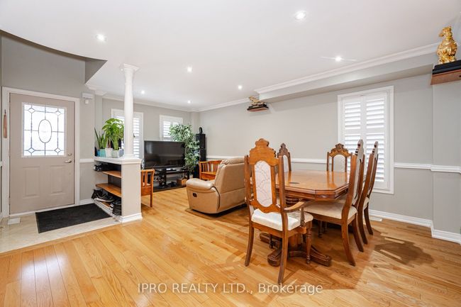 19 Citronella Lane, House other with 6 bedrooms, 4 bathrooms and 4 parking in Brampton ON | Image 5
