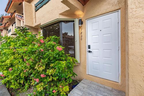 7820 Sw 102nd Ln, Miami, FL, 33156-2699 | Card Image