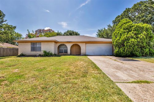 1613 Todd Trl, College Station, TX, 77845-5310 | Card Image