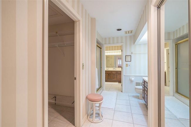 walk-in closet | Image 22
