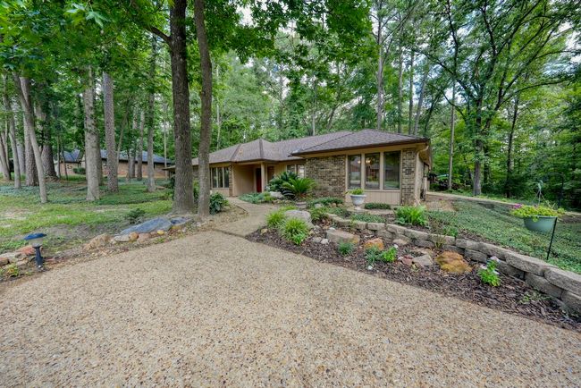 1649 Morningside Trl, House other with 3 bedrooms, 2 bathrooms and null parking in Hideaway TX | Image 4