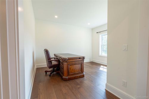 1667 Royal Birkdale Dr, Oxford, MI, 48371-5843 | Card Image