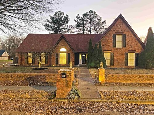 1947 Mount Badon Ln, Cordova, TN, 38016-5226 | Card Image