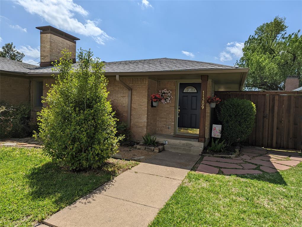 11209 Park Central Place, For Rent in Dallas Zoocasa