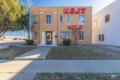 209 W Beauregard Ave, San Angelo, TX, 76903-5823 | Card Image