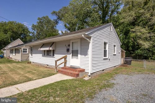 815 Roger St, SALISBURY, MD, 21804-6425 | Card Image