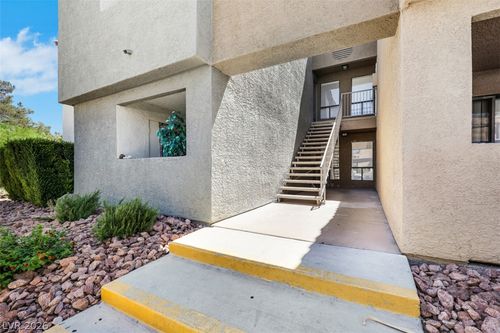 2165-3151 Soaring Gulls Dr, Las Vegas, NV, 89128-7044 | Card Image