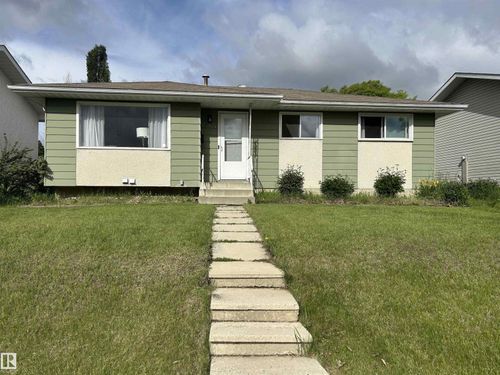10924 30 St Nw, Edmonton, AB, T5W1V9 | Card Image