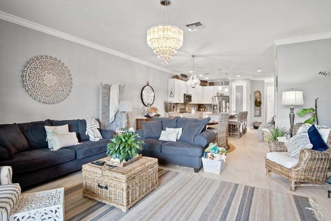 651 Sw Glen Crest Way, Condo with 3 bedrooms, 3 bathrooms and null parking in Stuart FL | Image 17