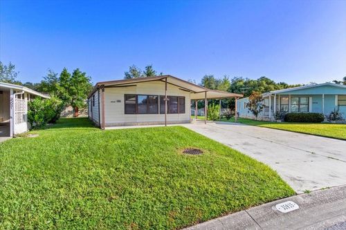 35935 Tanda Circle, ZEPHYRHILLS, FL, 33541 | Card Image