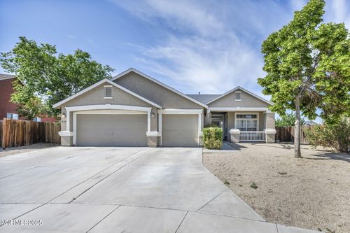 908 Jones Way, Fernley, NV, 89408-8434 | Card Image