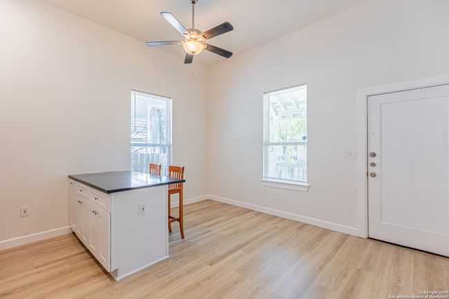 APT-2 - 407 S Pinto St, House other with 2 bedrooms, 1 bathrooms and null parking in San Antonio TX | Image 7