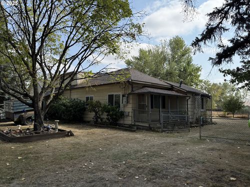 970 Lasalle St, Harrisburg, OR, 97446-9594 | Card Image