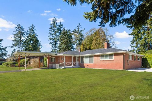 8415 Mount Tacoma Dr Sw, Lakewood, WA, 98498-4518 | Card Image