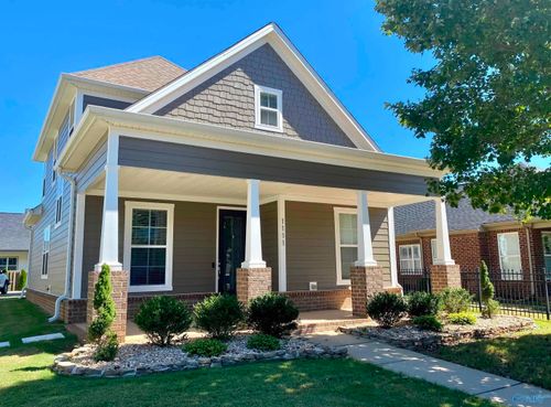 1111 Pegasus Dr Nw, Huntsville, AL, 35806-5006 | Card Image