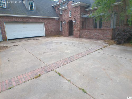 1559 Frenchmans Bend Rd, Monroe, LA, 71203-8797 | Card Image