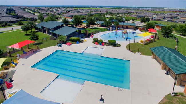 community lap pool with splash pad | Image 24