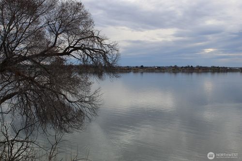 2835 Westshore Drive Ne, Moses Lake, WA, 98837 | Card Image